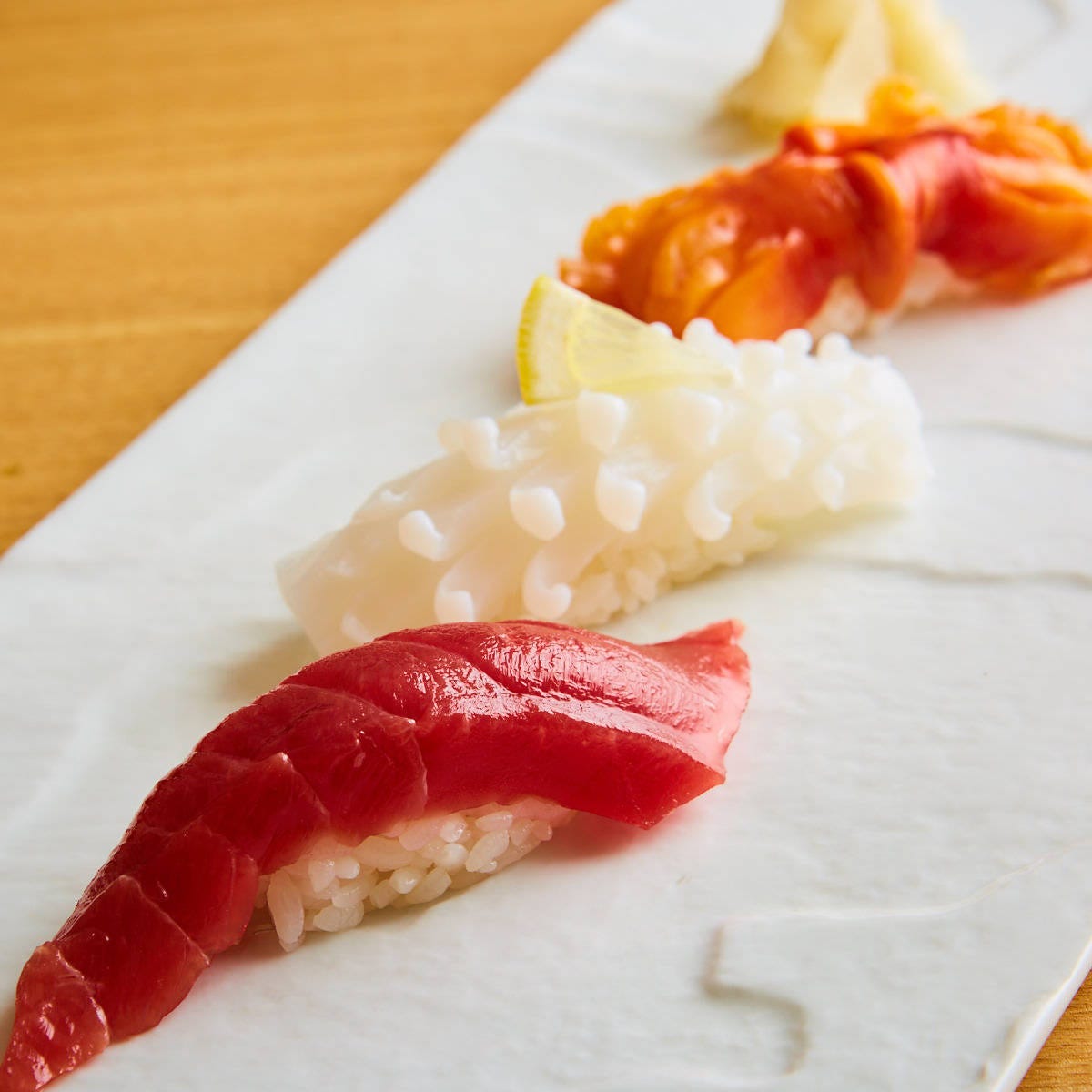 海鮮と肉が旨い個室居酒屋 魚ろ魚ろ 札幌すすきの店 メニュー 鮮魚を愉しむ ぐるなび