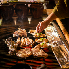 昔懐かしの炉端スタイル♪ 豪快かつ丁寧に焼き上げます！
