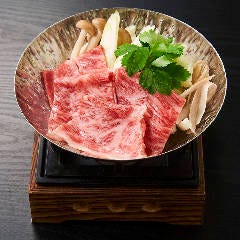 茨城を代表する黒毛和牛のブランド牛「常陸牛」のすき焼きを堪能