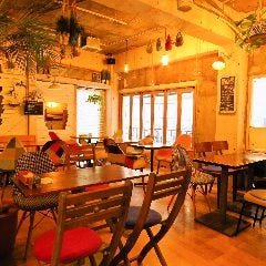リゾットカフェ東京基地 離 スペイン坂店 渋谷 カフェ ぐるなび