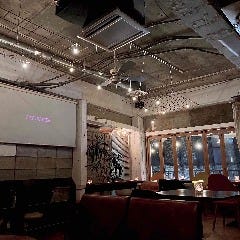 東京基地 離 スペイン坂店