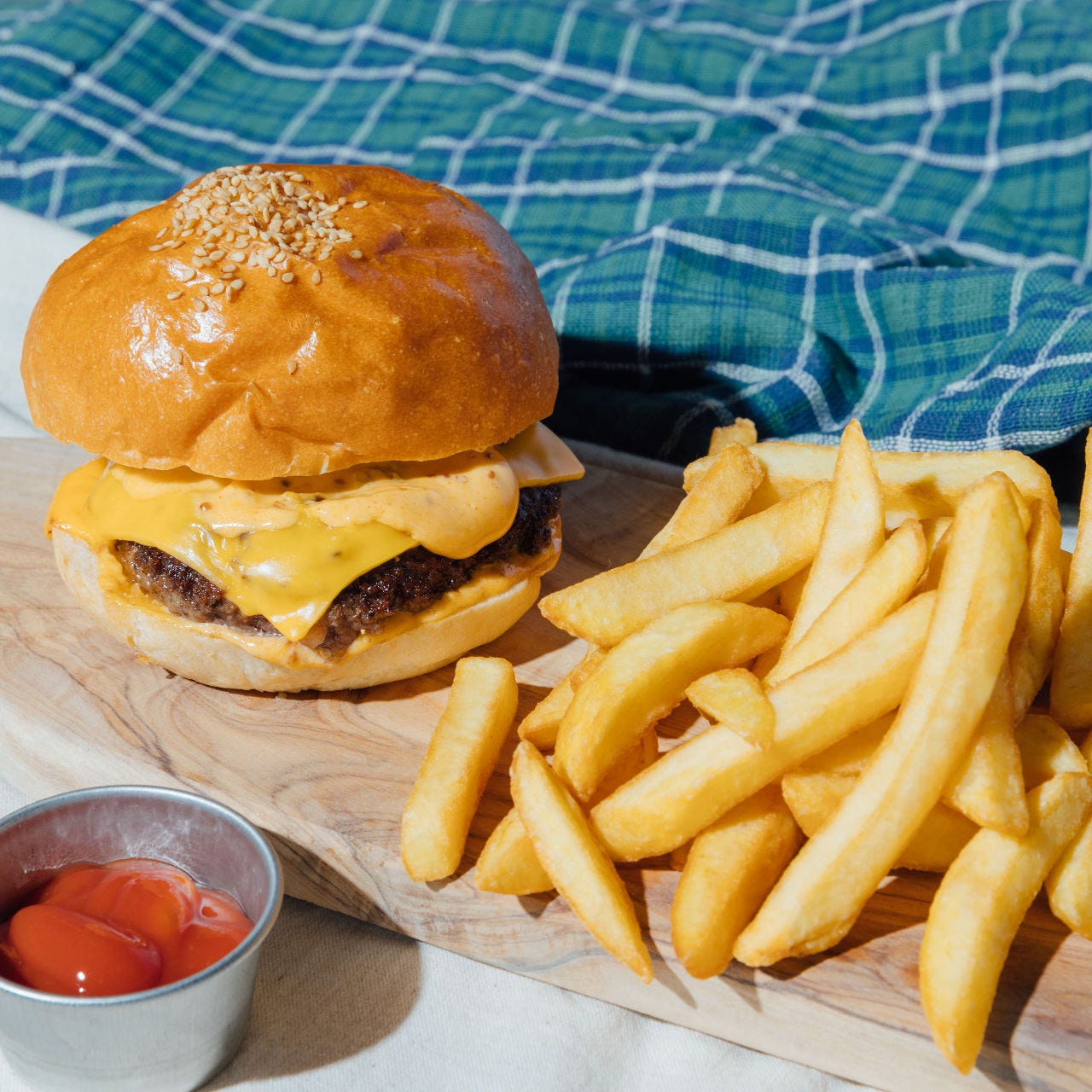 シュマッツ・ビア・ダイニング CIAL横浜ANNEX ランチメニュー - 楽天