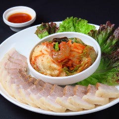 韓国料理 焼肉 豚王 日暮里駅前本店 