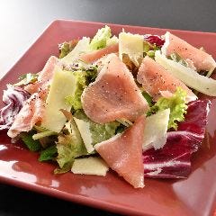 シーフードレストラン メヒコ 有明店_生ハムとチーズのサラダ