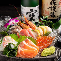 市場直送のぴちぴち鮮魚♪そわか盛りはボリューム満点！