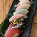地元の鮮魚にこだわる小田原バルの『握り寿司6貫盛り合わせ』お試しください♪