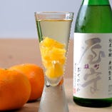 :日本酒とオレンジの新感覚ドリンク。 ※系列店のドリンク一例です。