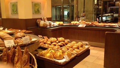 メゾン カイザー カフェ Coredo日本橋店 地図 写真 日本橋 カフェ ぐるなび