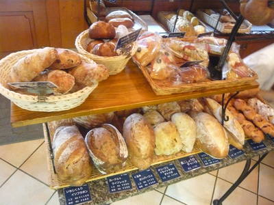ブレドール 葉山本店 地図 写真 葉山 サンドイッチ パン屋 ぐるなび
