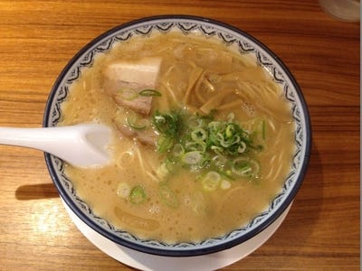 赤のれん 節ちゃんラーメン 天神本店 地図 写真 大名 ラーメン ぐるなび