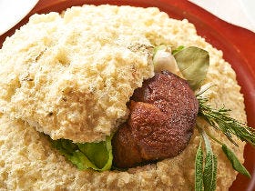 香り高い「黒毛和牛フィレの塩釜焼き」が自慢！ 各界著名人も通う老舗レストラン『銀座Sun-mi』