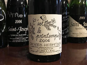 自然派ワインはこの人に訊け！　20年以上関わり続ける日本の草分け的シェフが選んだ一本