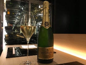 銀座に開店。日本料理とシャンパーニュの相性を追求した、名ソムリエの店でいただくのは？
