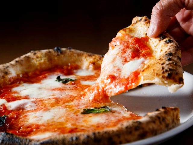 とろ～りアツアツのピッツァが衝撃のウマさ！2017年オープンの注目ピザ店3選
