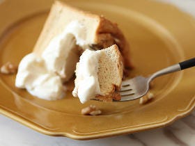 無脂肪なのにこのおいしさ！ シフォンケーキよりもふんわりもっちり「エンゼルフードケーキ」の作り方