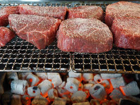 「肉の名峰」こと『肉山』はそんなに旨いのか？　予約困難な味を生む秘密を探る（上級編）