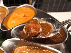 カレー通も唸る！王道から有名人の行きつけまで、人気記事から厳選した激旨カレーまとめ