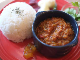 3月はランチのカレーが無料！ こだわり抜いた絶品カレーが食べられる高円寺『焙煎DISCO茶蔵』