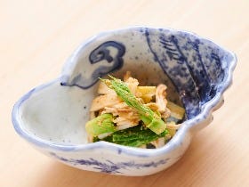 基本の「ごま和え」がぐんとおいしくなる秘訣はここ！ 春の山菜レシピを『懐石 小室』小室光博氏が伝授