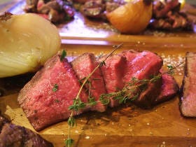 西麻布、焼かない焼肉