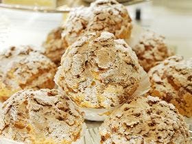 カスタードたっぷり「シュークラシック」が絶品！ 作りたてと旬に満ちたパティスリー『ラ･クラシック』