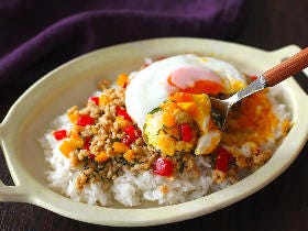 江戸時代から伝わる魚醤「いしる」が万能すぎる！ 「いしる」を使った「和風ガパオ」など、絶品レシピ3選