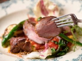 大切な人と訪ねるならここ！ 心を満たすバスク料理と空間に癒されるネオビストロ・武蔵小山『Eme』