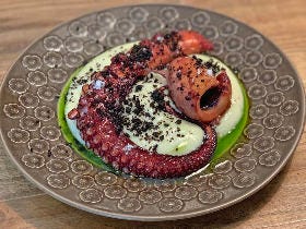 瀬戸内の海鮮と自然派ワインがおいしい、ビストロ風 和食居酒屋『アトリエフジタ』【代々木上原】