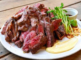 ガッツリ、うまい「赤身肉」づくし！ 肉の名峰『肉山』プロデュースの「ステーキハウス」が誕生