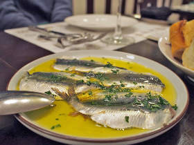 どんな料理も「私は知っている」というプチ・グルメたちの不毛な陥り方と貧弱さでは異国の料理は楽しめない