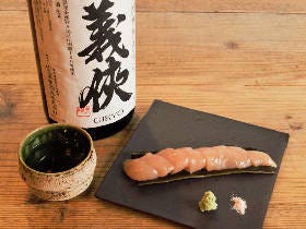 渋谷駅からすぐ！　全国の酒蔵から厳選された日本酒がそろう、看板のないオトナの隠れ家日本酒バー