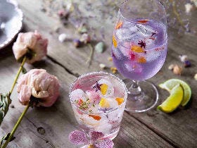 花ごと味わう「フラワーカクテル」って知ってる？ フラワーとスパイスを丸ごと楽しむ注目の『ハナバー』