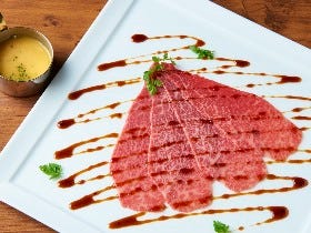 「焼肉デート」でふたりの距離がグッと縮まる。素敵な空間で極上の肉を味わえる名店まとめ