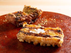 【日本橋】『炭手前 鷽（うそ）』の炭火焼き料理は感激のうまさ！食ツウの好奇心を刺激する和食居酒屋