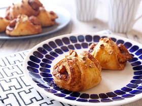 甘～い香りとモッチリ食感の「シナモンロール」が1時間以内で作れる！ 発酵いらずの簡単パンレシピ