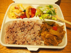 6のつく日はお得！　六本木・7種類のデリから選べる日替わり弁当