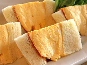 「厚焼き玉子サンド」が全国的に大ブーム！ 人気がとまらない、都内の「玉子サンドがうまい店」まとめ