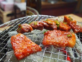 コンビニやファストフードでエラそうにクレームを入れている客は何様なのか？