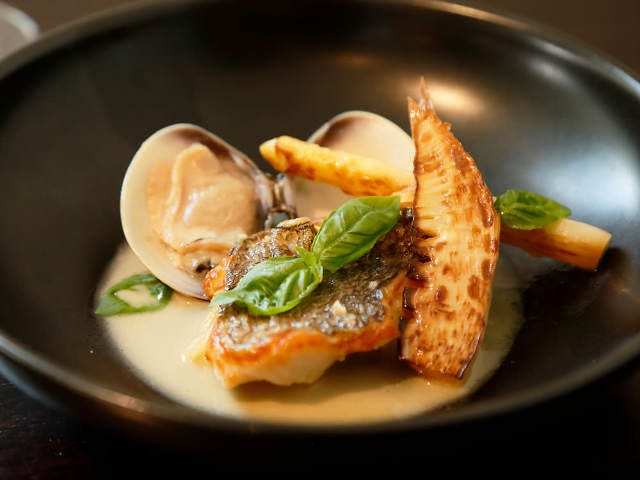 海鮮好きなら行くべき 新鮮な魚介を使った美しい料理が楽しめる 都内の人気 イタリアン 3選 Dressing ドレッシング