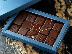 『シーン カズトシ ナリタ』は世界トップクラスのパティシエが作るスイーツ専門店だ！【麻布十番】