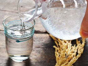 「純米酒」「吟醸酒」「本醸造酒」とは？ 日本酒の種類と違いについて【初心者のための日本酒の知識】