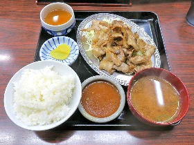日本を代表する定食の一つ？　金沢の名食堂『宇宙軒食堂』のとんバラ定食は秘伝のタレがたまらない