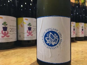 日本における自然派ワインの草分け的シェフと日本ワインの最高峰