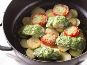 オーブンでラクラク時短♪旬の「新じゃが」のおいしさを引き出すプロのアイディアレシピ