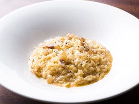 あなたはどっち派？プロに教わる、赤と白の本格リゾットレシピ