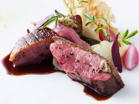 庭付きの邸宅で味わう絶品フレンチに悶絶！　恵比寿『AMOUR』がフレンチ好きに刺さりすぎる件