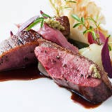 庭付きの邸宅で味わう絶品フレンチに悶絶！　恵比寿『AMOUR』がフレンチ好きに刺さりすぎる件