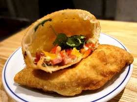 世界2位の名手が送る「揚げピッツァ」に悶絶！ 武蔵小山のイタリアンバル『パレルモプラス』