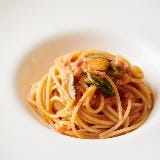 パスタの調理法をプロが伝授！詳しい手順で定番「フレッシュトマトのスパゲッティ」がマスターできる！