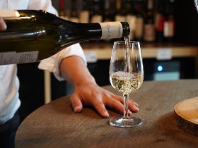 3,000円で100種類の厳選「ワイン」が飲み放題!? 赤坂に誕生したワインバー『ノムノ』